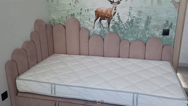 Детская угловая кровать с разноуровневой спинкой. Модель Савоярди Форма смотреть онлайн