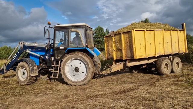 продолжение Кормозаготовки после ремонта двигателя. за Русь !