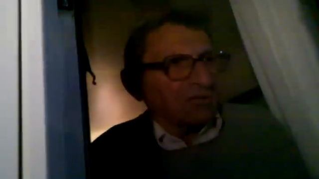 RAW VIDEO: Joe Paterno talks to Penn State students from his window смотреть онлайн