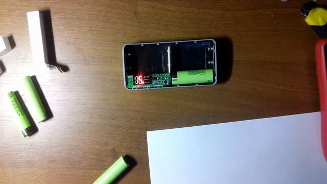 Распаковка посылки №14 и тест Power Bank'a смотреть онлайн