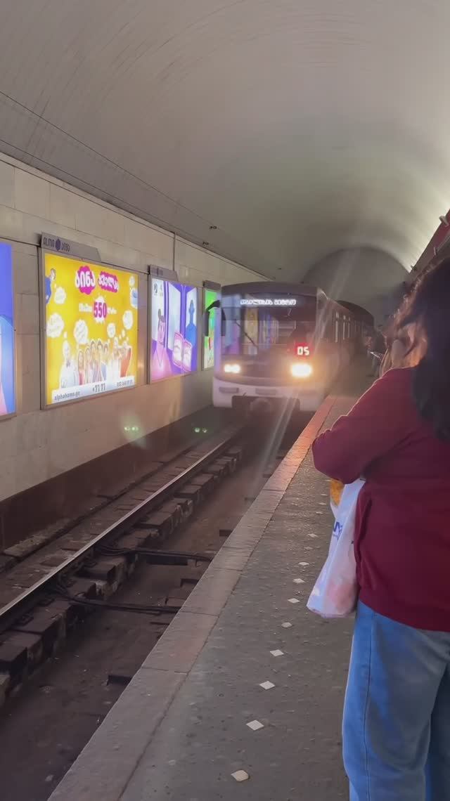 Как выглядит Тбилисское метро смотреть онлайн