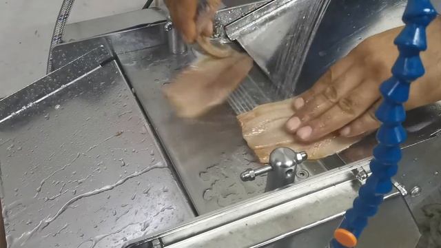 Шкуросъемная машина для сельди смотреть онлайн