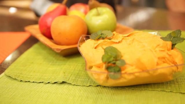 Eat Well, Live Well: Spiced Maple Apple Pork Medallions, Pumpkin Cheesecake Dip with Fall Fruits смотреть онлайн