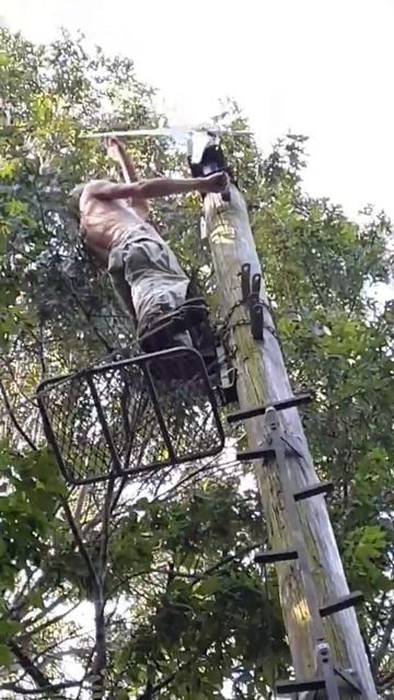 How not to say a wind turbine on your land! смотреть онлайн