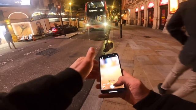 IPHONE 12 PRO NIGHT TIME POV MOBILE PHOTOGRAPHY in LONDON смотреть онлайн