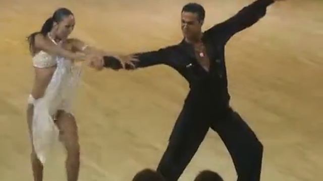Karpov Vladimir - Tzaptashvilli Mariya, pasodoble смотреть онлайн