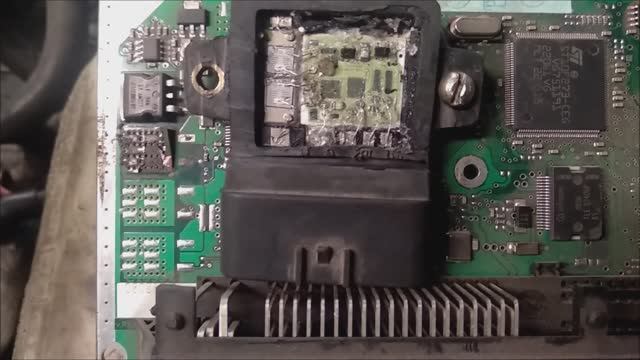 Нет искры.Проверка катушки, проверка коммутатора..Проверка осциллографом. смотреть онлайн