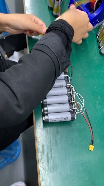 Custom Lithium Home Storage batteries#diy #lifepo4 #lithium #custom #battery #lifepo4battery смотреть онлайн