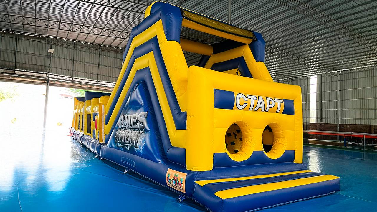 Надувная полоса препятствий «Веселые старты», 20x3,5x4,5 м смотреть онлайн