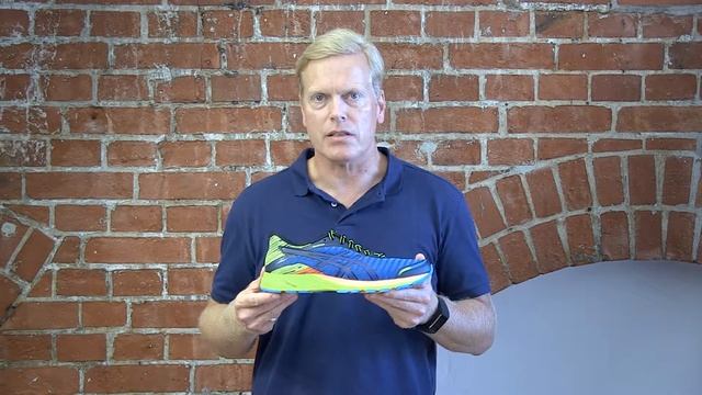 Laufschuh Asics Dynaflyte im RUNNER’S-WORLD-Test смотреть онлайн