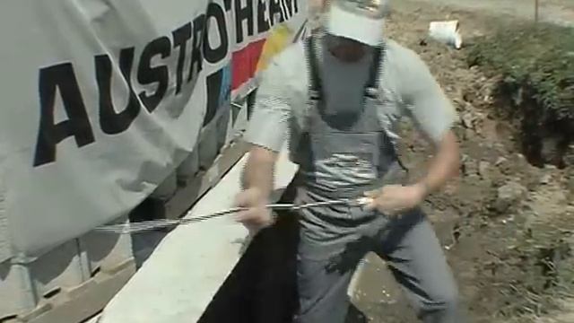 Izolacja obwodowa ścian fundamentów z zastosowaniem Austrotherm XPS TOP смотреть онлайн