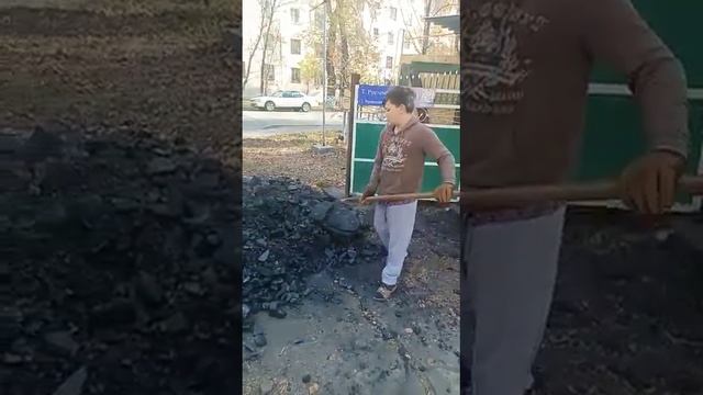 кидаю уголь смотреть онлайн