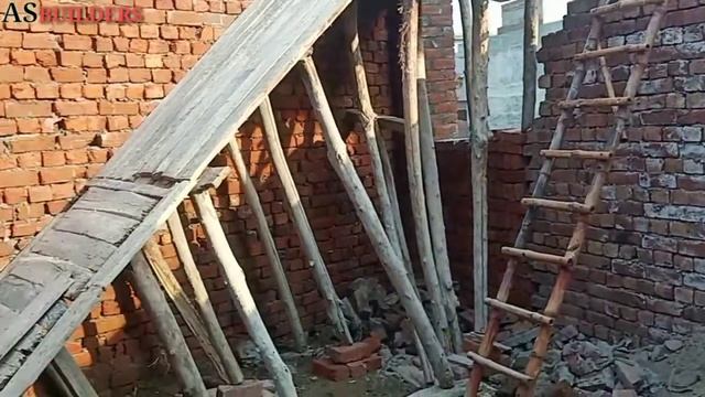 Tips To Control Dampness in Walls / How To Make the Foundation Of a House / Blinth Beem vs DPC смотреть онлайн