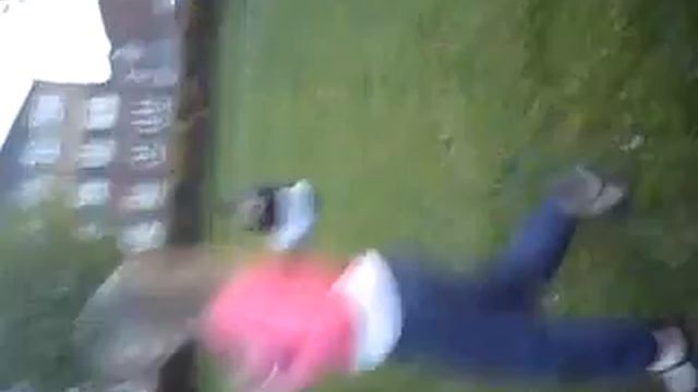 Judo girl девочка кидает мальчиков в борьбе смотреть онлайн
