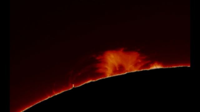 4 Hrs. Solar Prominence Timelapse смотреть онлайн