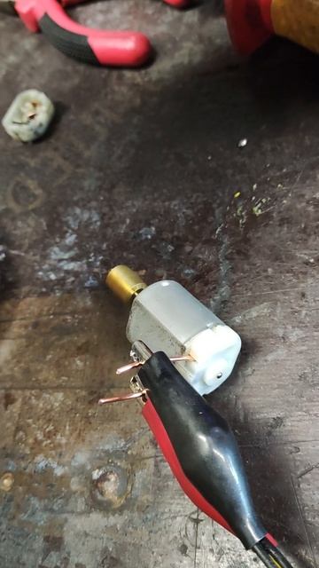 Эл.моторчик от замка двери Вольво смотреть онлайн