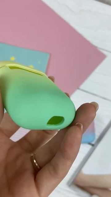 Чехол для AirPods 1 / AirPods 2 Soft plastic смотреть онлайн