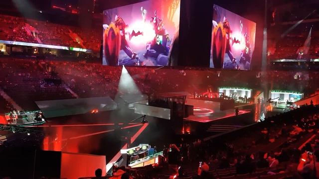 TI8 Crowd reaction to grimstroke release смотреть онлайн
