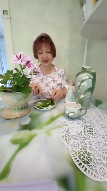 ОГУРЦЫ ВЫРАЩИВАЮ НА БАЛКОНЕ смотреть онлайн