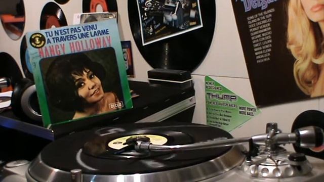 Nancy Holloway ... a travers une larme смотреть онлайн