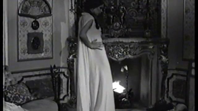 Un angelo per Satana. Le scene pruriginose смотреть онлайн