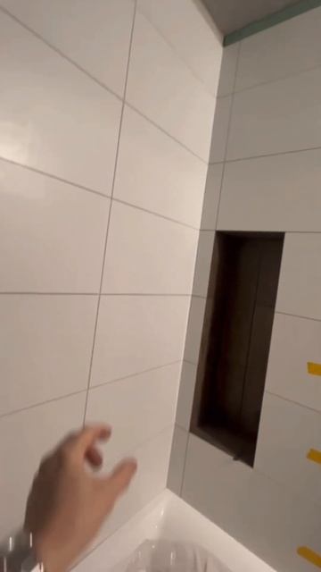 РЕМОНТ КВАРТИР. БЕЛЫЙ + ЗЕЛЕНЫЙ = СЕРЫЙ. ФУГУЕМ ПЛИТКУ смотреть онлайн