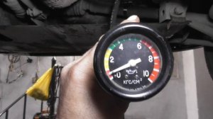 какое давление масла на моторе ваз