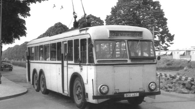 Parallax - Bus Marienfelde смотреть онлайн