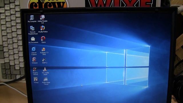 The $7.49 IBM ThinkPad T20 gets an OS upgrade смотреть онлайн