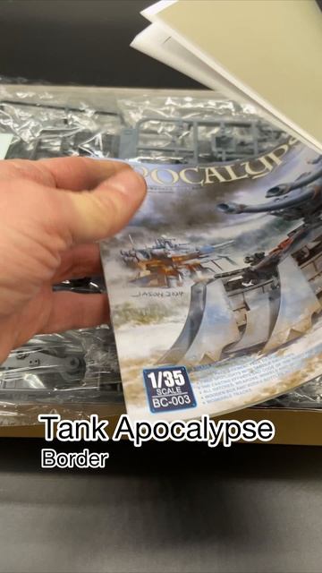 Танк Апокалипсис (Apocalypse Tank) из вселенной «Red Alert 2»- новинка от фирмы «Border». смотреть онлайн