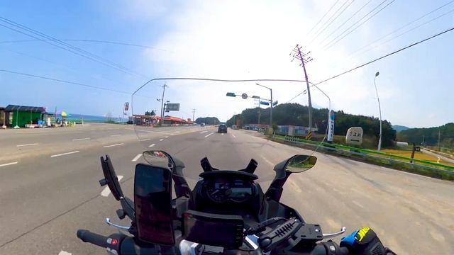 [4K] 남자랑 동해바다, 바이크 투어는 이런 것 / BMW C650GT / R1200RS / Gopro Max / 바이크 투어 라이딩 / 빅스쿠터 / Maxi scooter смотреть онлайн