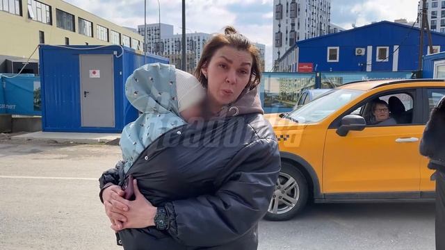 Дольщики того самого ЖК «Остафьево» устроили сход из-за срыва сроков сдачи квартир смотреть онлайн