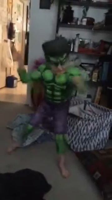 Phaeton's Hulk Impression смотреть онлайн