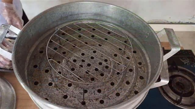 VỊT HUN KHÓI - VỊT GÁC BẾP - VỊT QUAY - Cách Làm Vịt Hun Khói Lá Mắc Mật Ngay Tại Nhà By 10H10Food смотреть онлайн