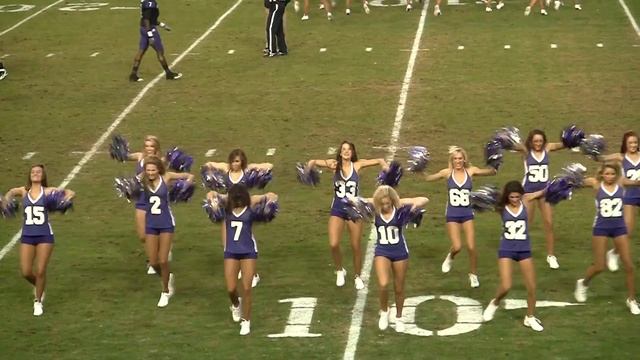 TCU Showgirls - AC/DC смотреть онлайн