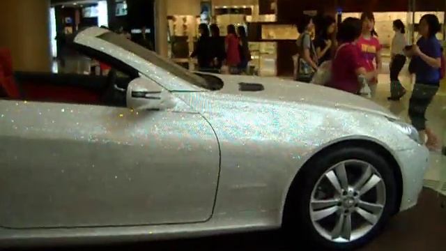The Diamond Mercedes Benz @ Elements смотреть онлайн