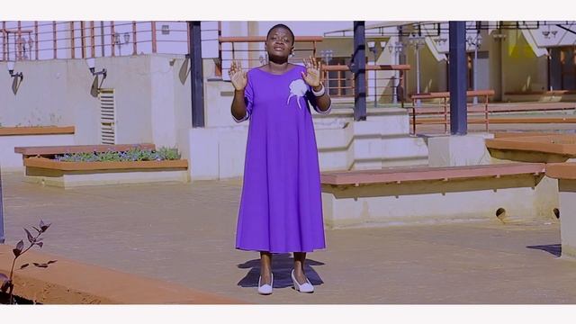 WEWE PEKE YAKO BY VIOLET OUMA (OFFICIAL VIDEO)SMS SKIZA 5323892 TO 811 смотреть онлайн