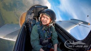 Небо. Самолёт. Девушка. Пилотаж. (jet-rus)