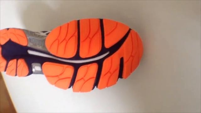 Asics Gel-Nimbus 16: Com'è fatta смотреть онлайн
