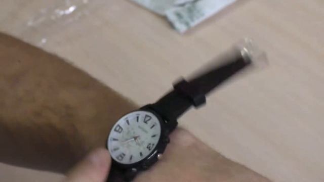 Распаковка недорогих мужских часов смотреть онлайн