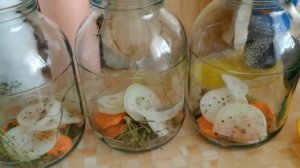 МАРИНОВАННЫЕ ОГУРЦЫ С МОРКОВЬЮ И ЛУКОМ! САМЫЕ ВКУСНЫЕ!