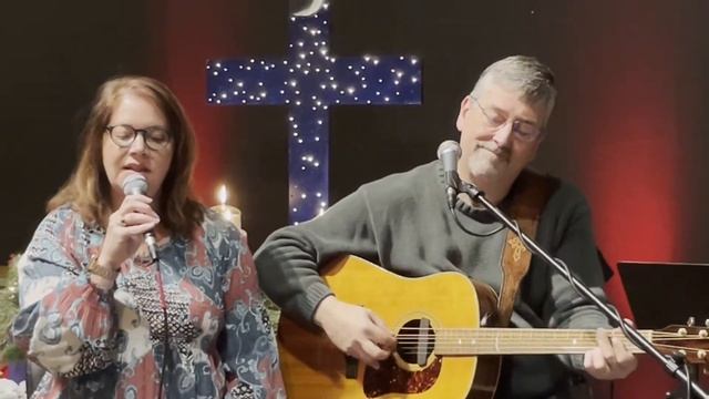 Adore Him (Christmas Eve) смотреть онлайн