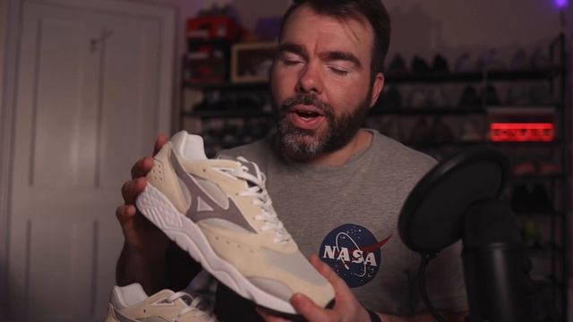 Mizuno Contender S UNBOXING REVIEW & ON FEET смотреть онлайн