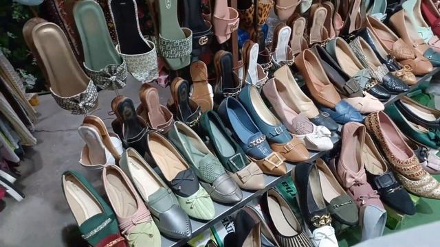 Mangal Bazaar Market, Laxmi Nagar Vlog смотреть онлайн