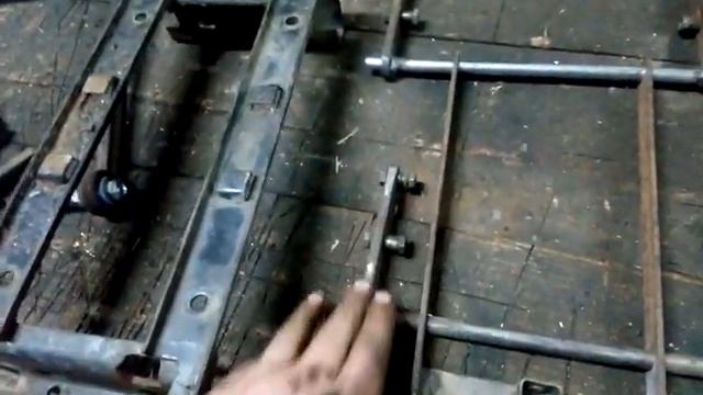 МТЗ . Изготовил новые части на сиденье. смотреть онлайн