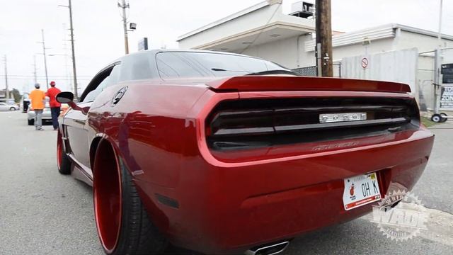 Classic Weekend : Bagged Widebody Challenger on 26" Forgiatos WhipsByWade.com смотреть онлайн