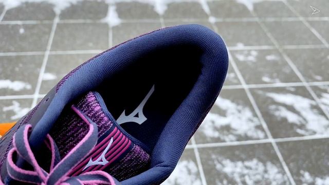 Test: Mizuno Wave Inspire 17 - En stabil løbesko der kan lidt af alt смотреть онлайн