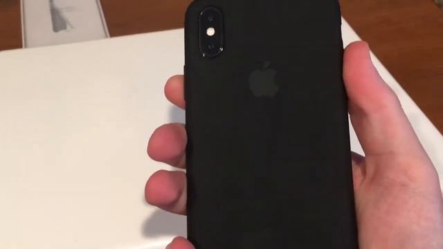 Apple Silicone Case Review смотреть онлайн