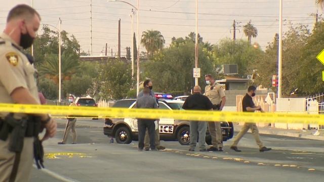 Report: Father denied brother, police's request to break window before daughter died in hot car смотреть онлайн