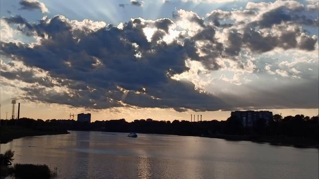 🌤️⛅🌥️🌒Затмение солнца.👁️👁️ Эти глаза на против🌒Тверь(1 вариант с музыкой) смотреть онлайн